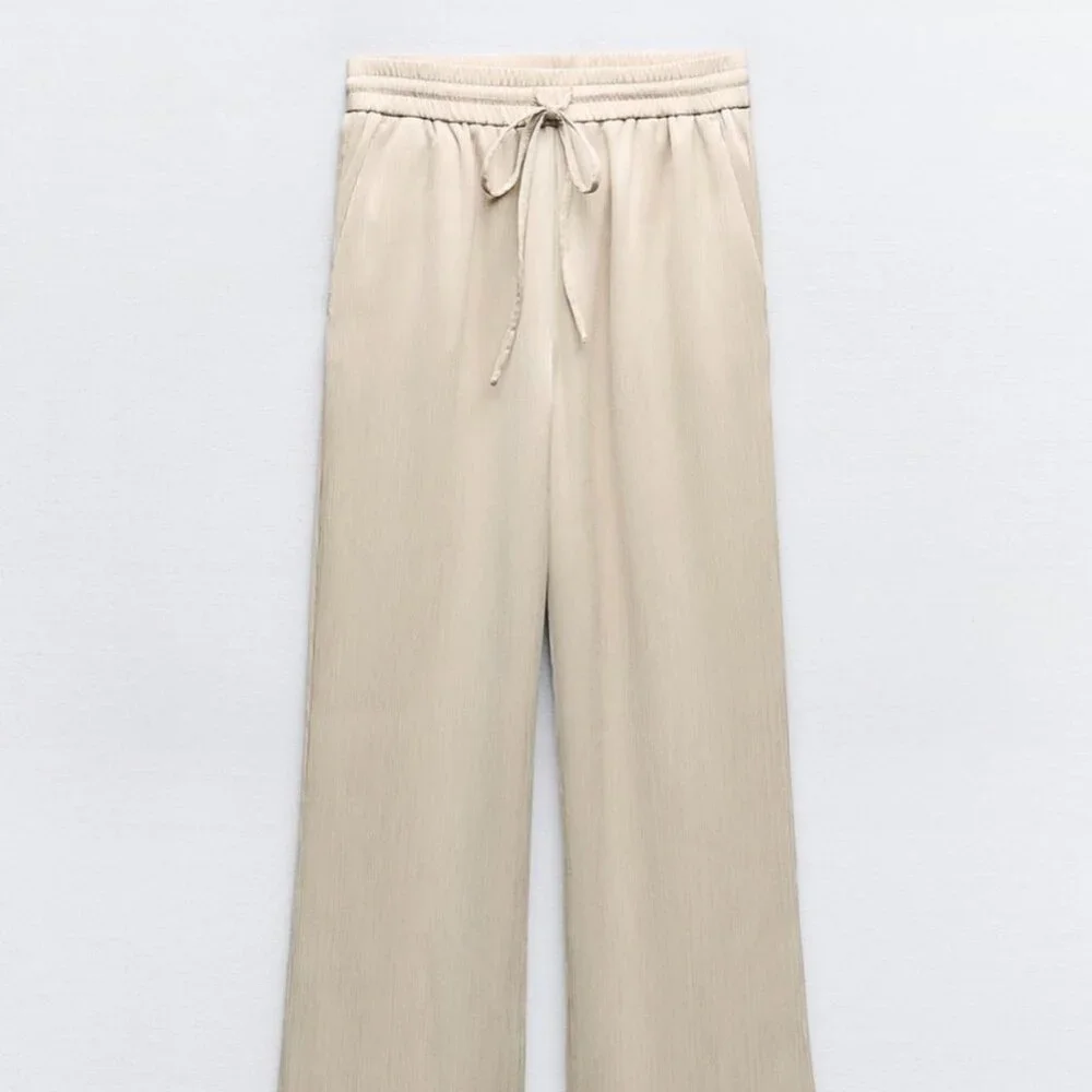 ZARA Women's Wrinkle Look Wide Leg Pants(Sand, US L/EUR L) - Picture 6 of 10